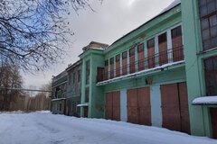 Екатеринбург, ул. площадь Первой Пятилетки, 1А (Уралмаш) - фото торговой площади