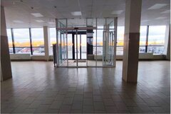 Екатеринбург, ул. Татищева, 177 (ВИЗ) - фото торгового помещения