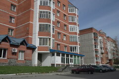 г. Краснотурьинск, ул. Коммунальная, 35 (городской округ Краснотурьинск) - фото торгового помещения