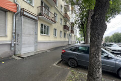 Екатеринбург, ул. Машиностроителей, 6 (Уралмаш) - фото торгового помещения