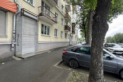 Екатеринбург, ул. Машиностроителей, 6 (Уралмаш) - фото торгового помещения