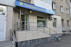 Екатеринбург, ул. Мельникова, 40 (ВИЗ) - фото торгового помещения