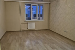 Екатеринбург, ул. Краснолесья, 30 (УНЦ) - фото квартиры