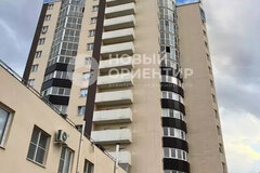 Екатеринбург, ул. Чкалова, 258 (УНЦ) - фото квартиры